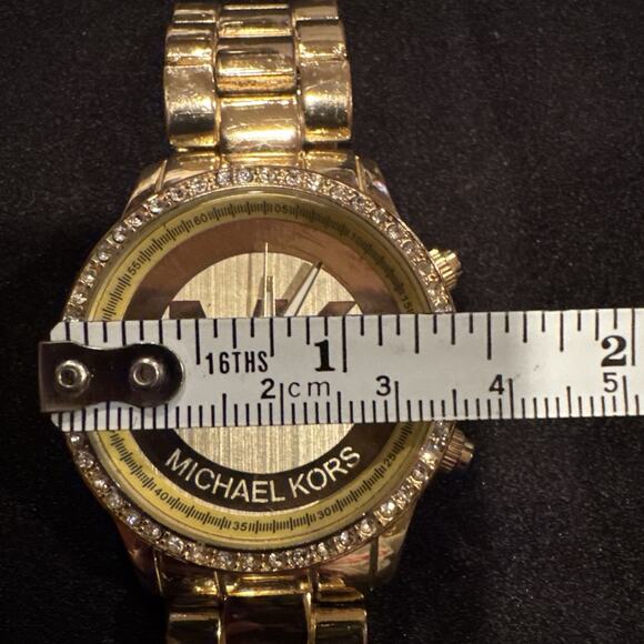 Michael Kors Parker gold-tone with a crystal-set bezel - Picture 2 of 6